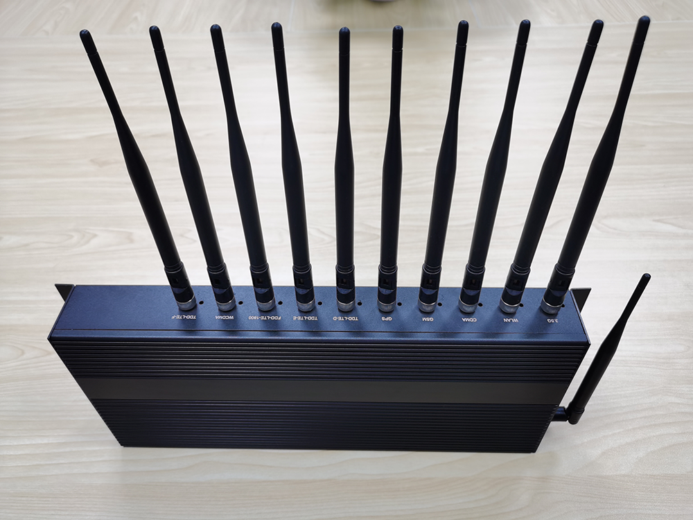 3 产品介绍 3.1产品实物 产品尺寸为:417mm*170mm*53mm。